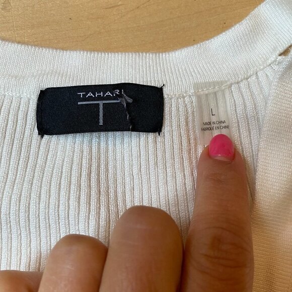 t Tahari BNWOT White Ribbed Split Vneck Sweater Pullover Large - Picture 5 of 7